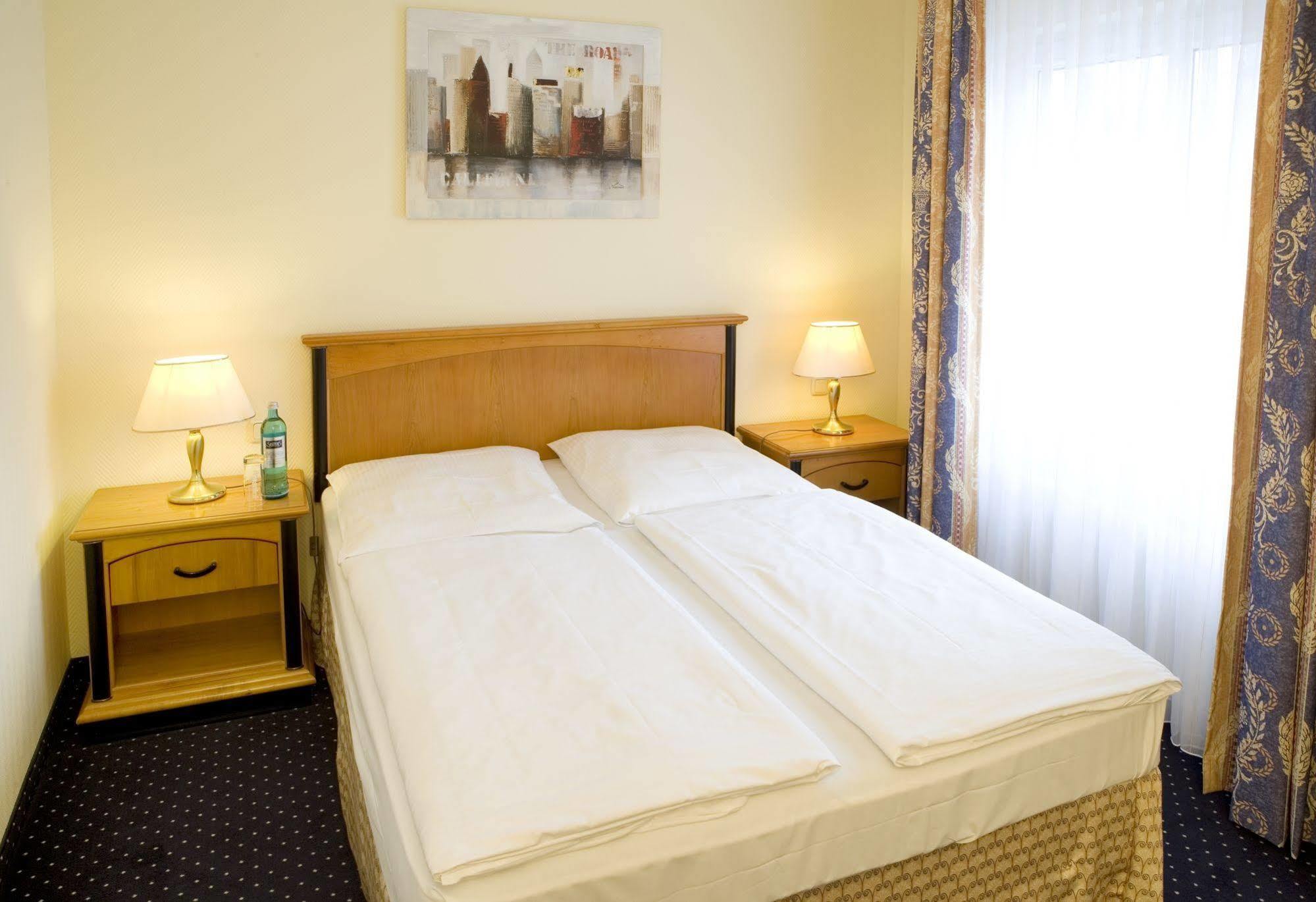 Relexa Hotel Bellevue An Der Alster Hamburg Kültér fotó